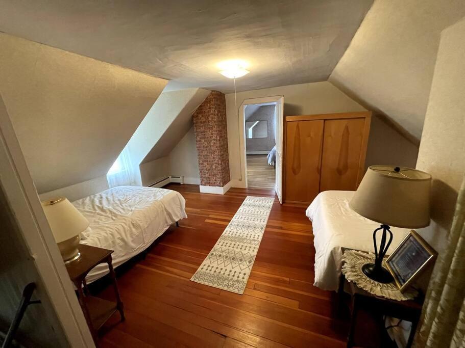 Cute 6-Bedroom Getaway In The Heart Of Littleton Dış mekan fotoğraf