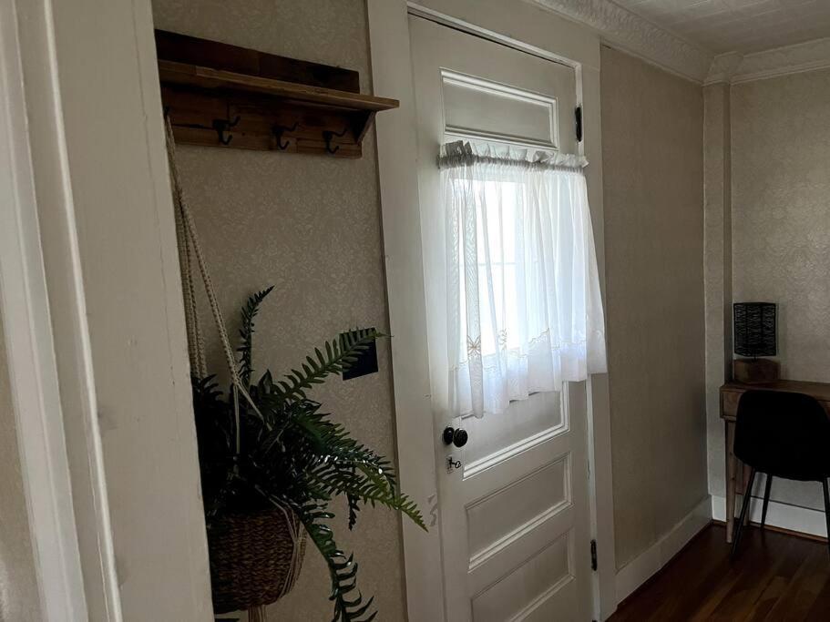 Cute 6-Bedroom Getaway In The Heart Of Littleton Dış mekan fotoğraf